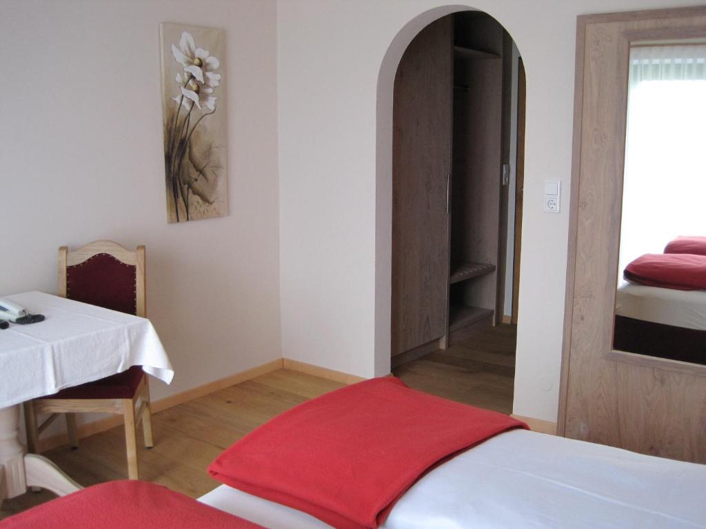 Hotel Zur Schoenen Aussicht Ubersee Room photo