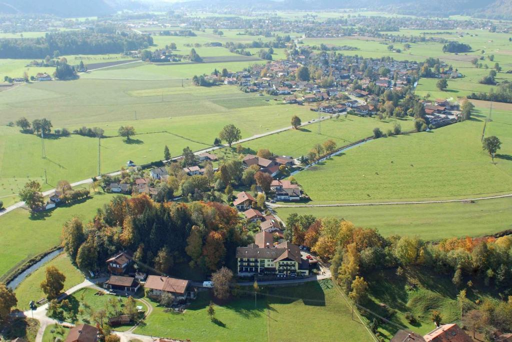 Hotel Zur Schoenen Aussicht Ubersee Exterior photo